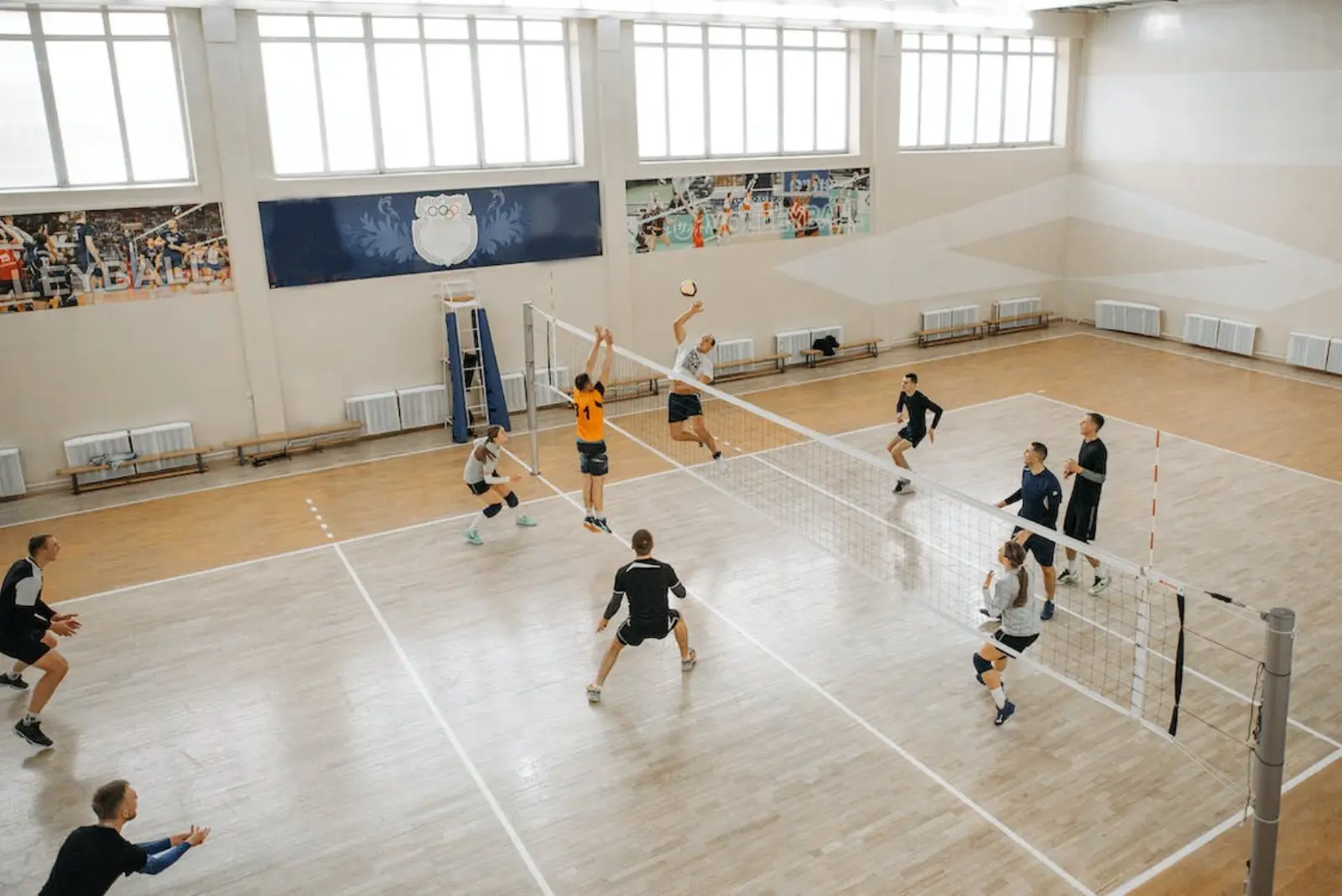 Volleyball courts equipped with PUSHIT